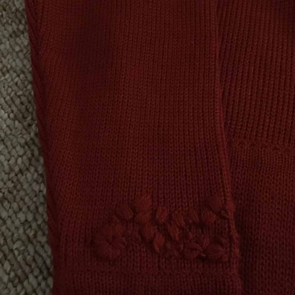Sweater - Picture 3 of 4